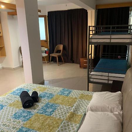 Ground Floor Apartment With Big Balcony Lárnaca Exterior foto